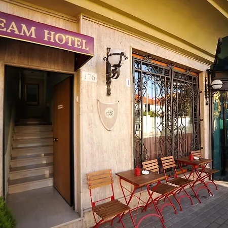 Hotel Dream